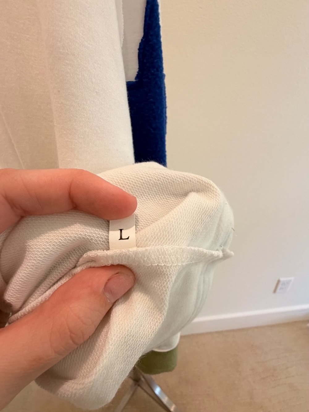 Amazon White Sweatshirt with Blue Star Sleeves - Picture 5 of 5